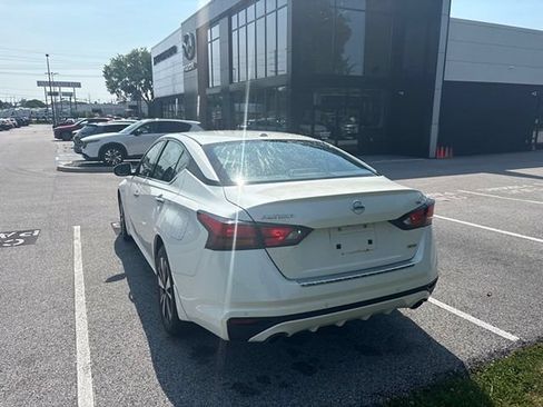 Used 2022 Nissan Altima 2.5 SL AWD/4WD image 7