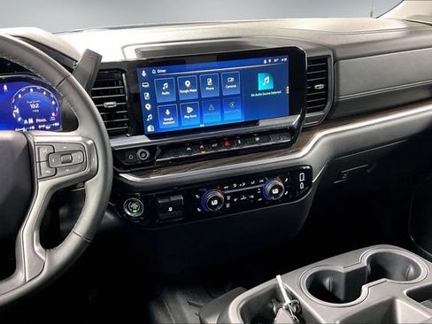 Used 2026 Chevrolet Silverado 1500 LT AWD/4WD image 11