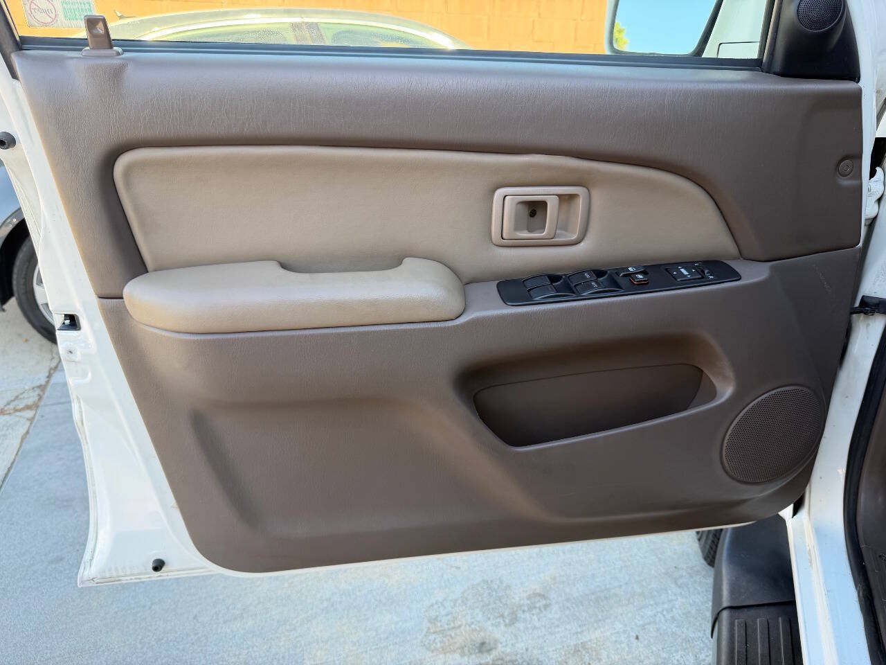 Used 2002 Toyota 4Runner SR5 w/ Upgrade Value Pkg 2 RWD image 18
