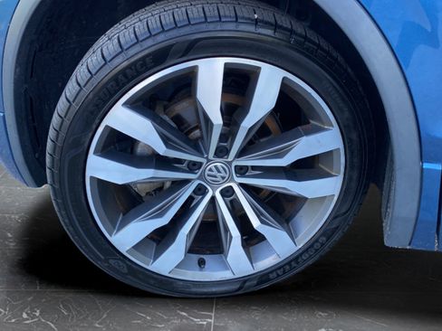 Used 2019 Volkswagen Tiguan SEL Premium R-Line AWD/4WD image 45