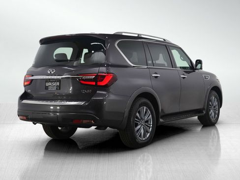 Used 2024 INFINITI QX80 Premium Select image 6