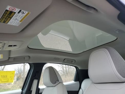 New 2026 Nissan Leaf Platinum+ w/ Illuminated Package FWD image 6