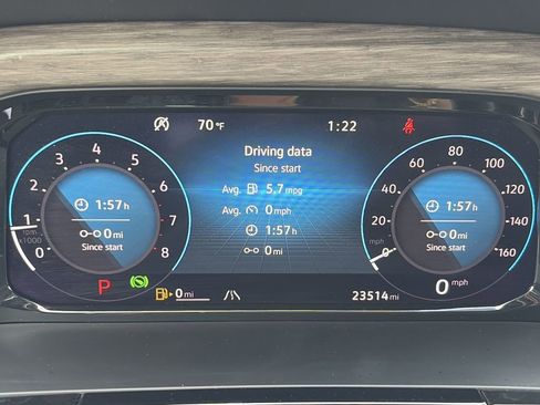 Used 2025 Volkswagen Atlas SEL AWD/4WD image 11