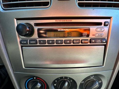 Used 2004 Subaru Forester 2.5X AWD/4WD image 39