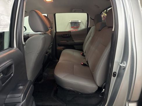 Used 2023 Toyota Tacoma SR AWD/4WD image 17
