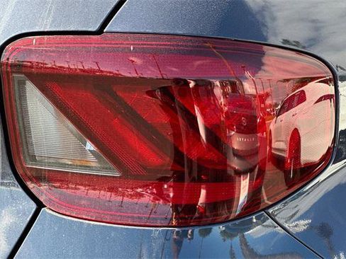 New 2025 Hyundai Venue Limited image 33