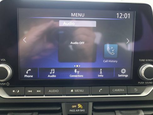 Used 2023 Nissan Altima 2.5 SV FWD image 14
