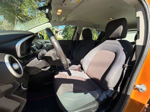 Used 2017 Chevrolet Sonic LT w/ Convenience Package image 14