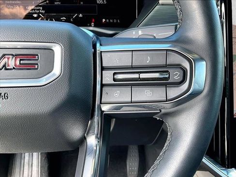 Used 2024 GMC Acadia Elevation w/ Luxury Package FWD image 21