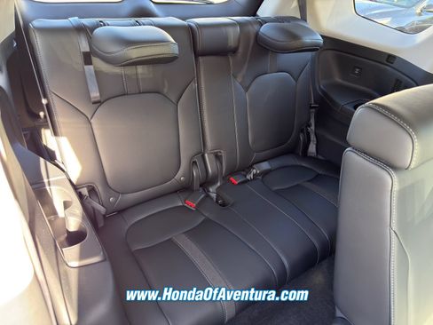 Certified 2025 Honda Pilot EX-L image 13