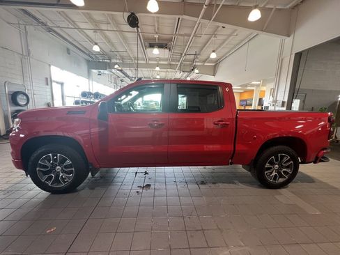 Used 2023 Chevrolet Silverado 1500 RST w/ Z71 Off-Road Package image 6