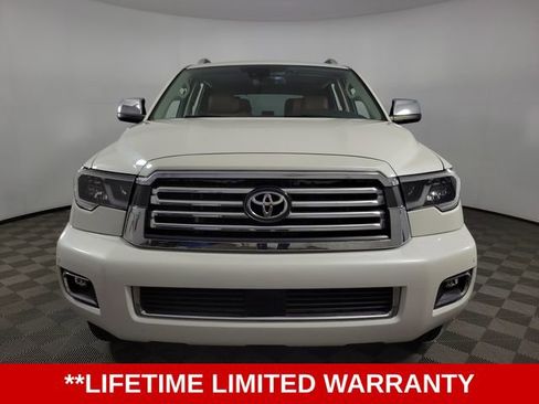 Used 2020 Toyota Sequoia Platinum image 3