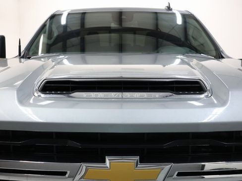 Used 2024 Chevrolet Silverado 2500 LT w/ Texas Edition image 57