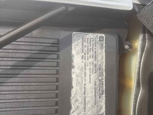 Used 2015 Chevrolet Suburban LT image 37