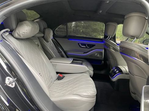 Used 2021 Mercedes-Benz S 580 4MATIC Sedan w/ AMG Line image 18