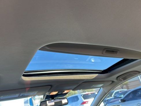 Used 2022 Honda CR-V EX-L image 10