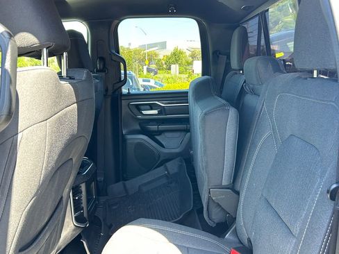 Used 2021 RAM 1500 Big Horn RWD image 29