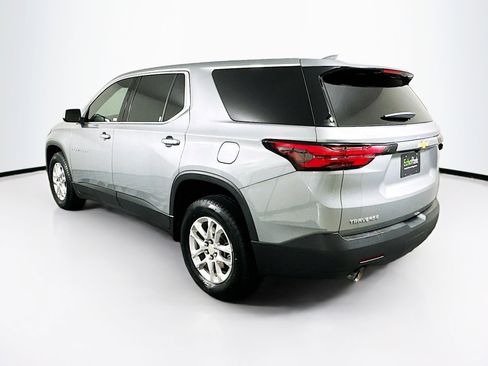 Used 2023 Chevrolet Traverse LS w/ Safety Package FWD image 5