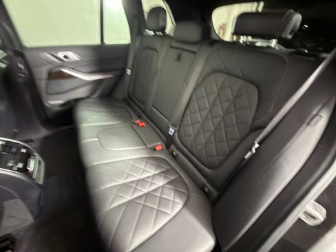 Certified 2023 BMW X5 sDrive40i w/ Premium Package image 12