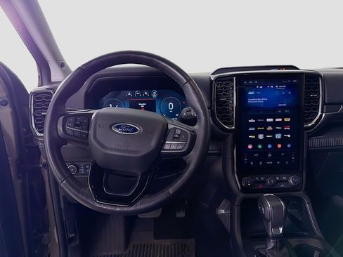 Used 2025 Ford Ranger Lariat w/ FX4 Off-Road Package image 24