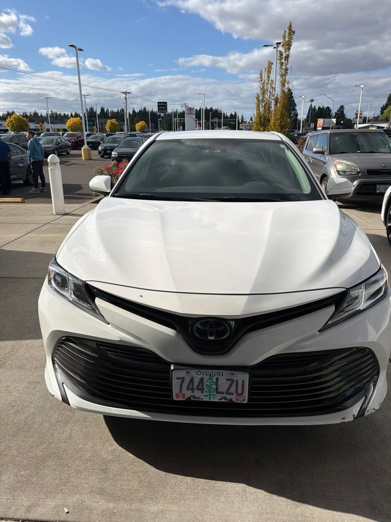 Certified 2019 Toyota Camry LE FWD image 1