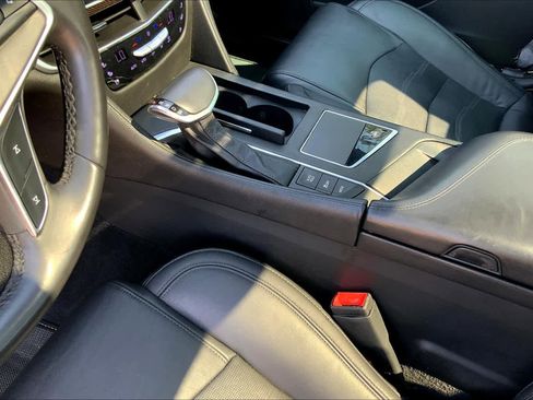 Used 2017 Cadillac CT6 Luxury image 16