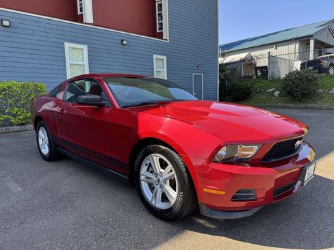 Used 2012 Ford Mustang Coupe RWD image 4