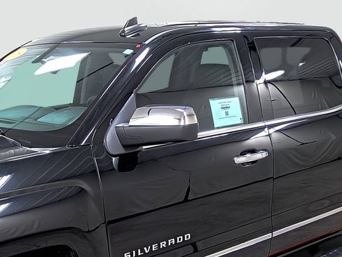 Used 2018 Chevrolet Silverado 1500 LTZ w/ Sport Package image 8