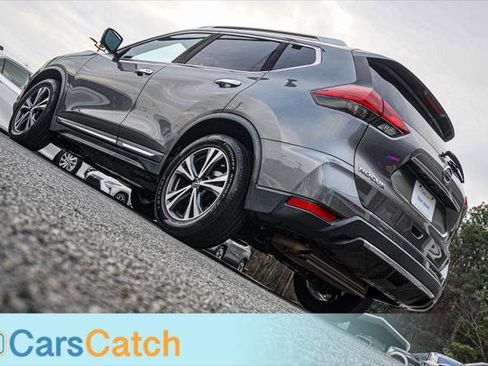 Used 2017 Nissan Rogue SL image 5
