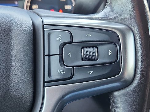 Used 2022 Chevrolet Silverado 1500 LT w/ Z71 Off-Road Package image 13