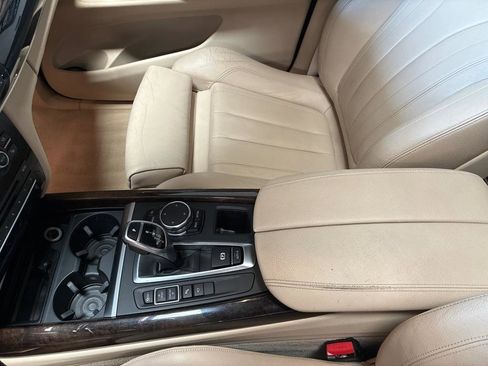 Used 2015 BMW X5 xDrive50i AWD/4WD image 51