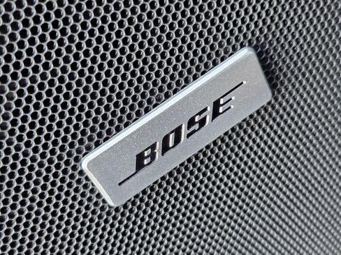 Used 2025 GMC Yukon Elevation image 31