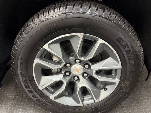 New 2026 Chevrolet Silverado 1500 LT w/ All Star Edition Plus image 13