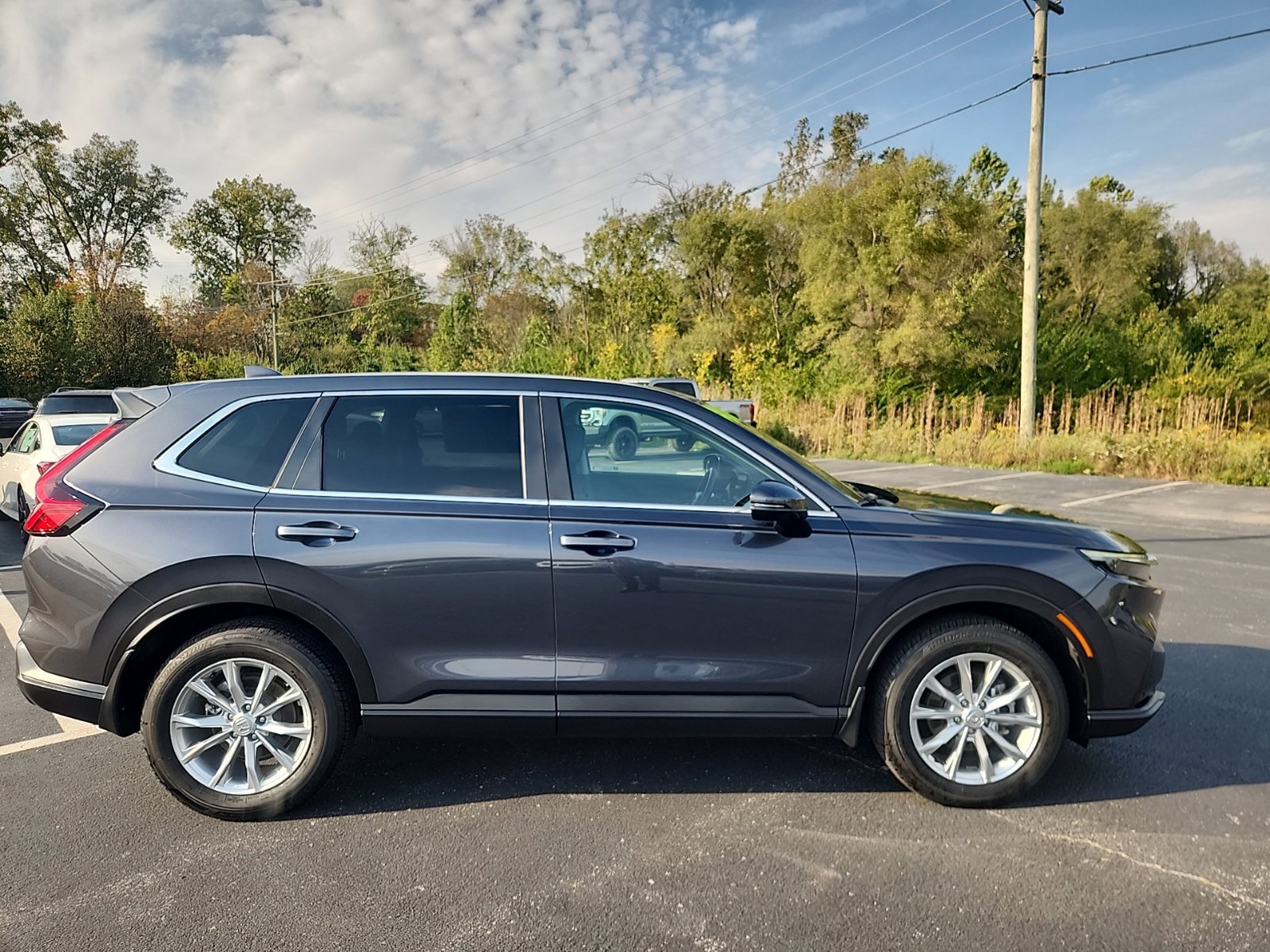 Used 2025 Honda CR-V EX-L image 7