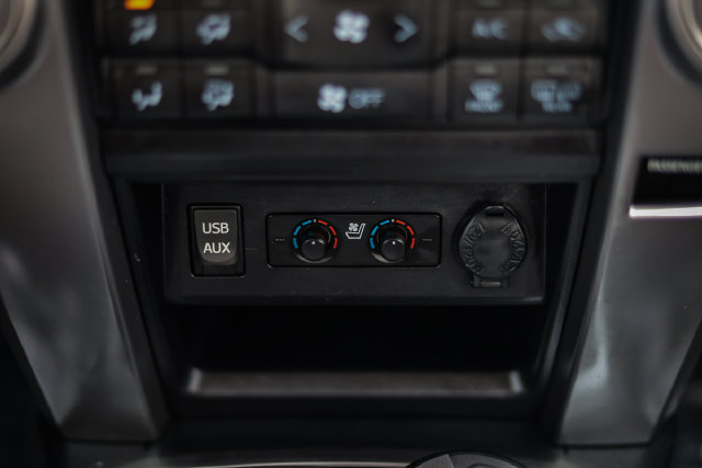 Used 2018 Toyota 4Runner Limited AWD/4WD image 39