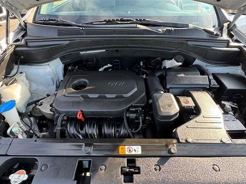 Used 2018 Hyundai Santa Fe Sport AWD/4WD image 25