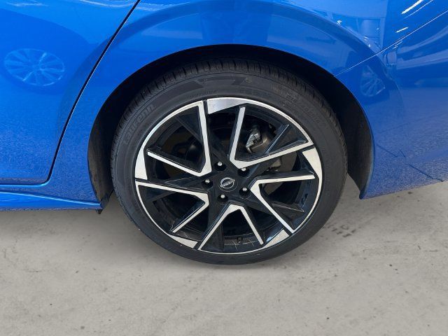 Used 2025 Nissan Sentra SR FWD image 14