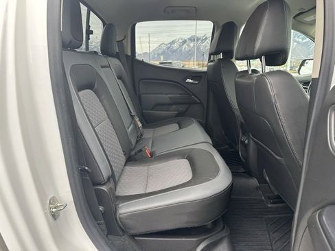 Used 2019 Chevrolet Colorado Z71 image 14