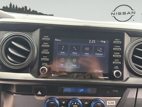 Used 2022 Toyota Tacoma SR w/ SX Package RWD image 17