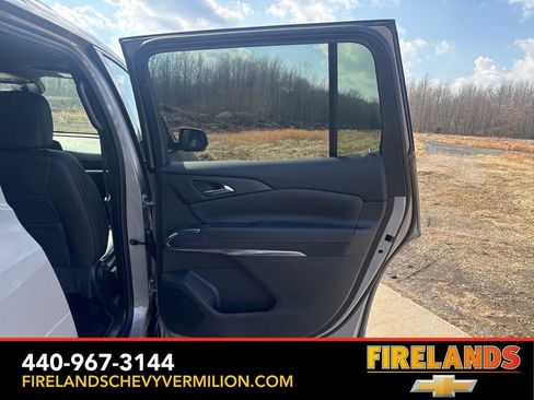 New 2026 Chevrolet Traverse Z71 w/ Driver Confidence Package image 40