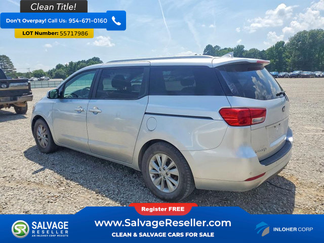 Used 2017 Kia Sedona LX w/ LX Essentials Premium Package FWD image 3