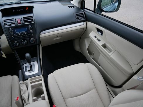 Used 2012 Subaru Impreza 2.0i Sport Premium image 11