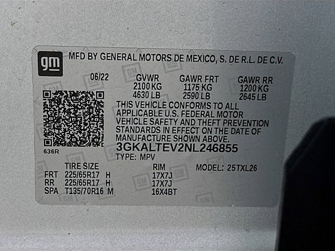 Used 2022 GMC Terrain SLE w/ Driver Convenience Package image 29