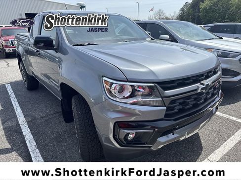 Used 2022 Chevrolet Colorado Z71 image 1