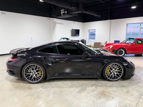 Used 2014 Porsche 911 Turbo S AWD/4WD image 40