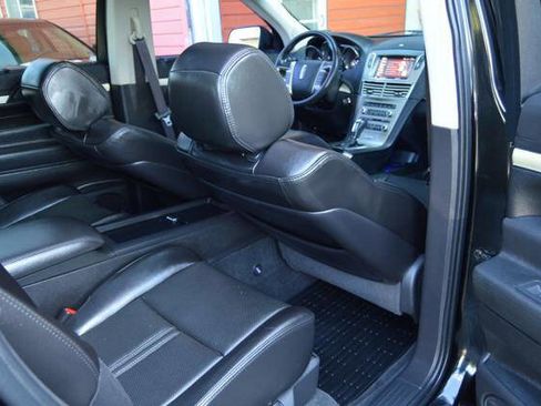 Used 2012 Lincoln MKT AWD image 56