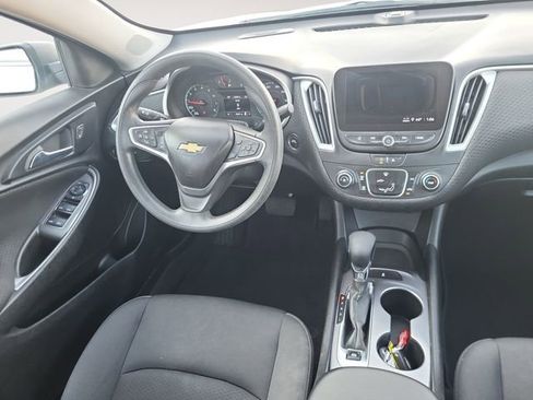 Used 2023 Chevrolet Malibu LS image 12