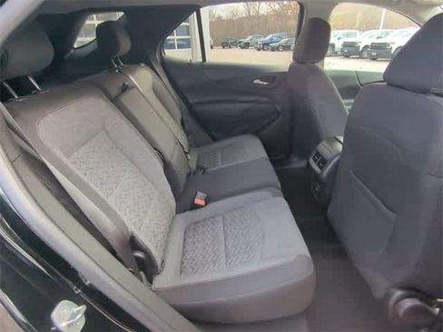 Used 2022 Chevrolet Equinox LT image 26