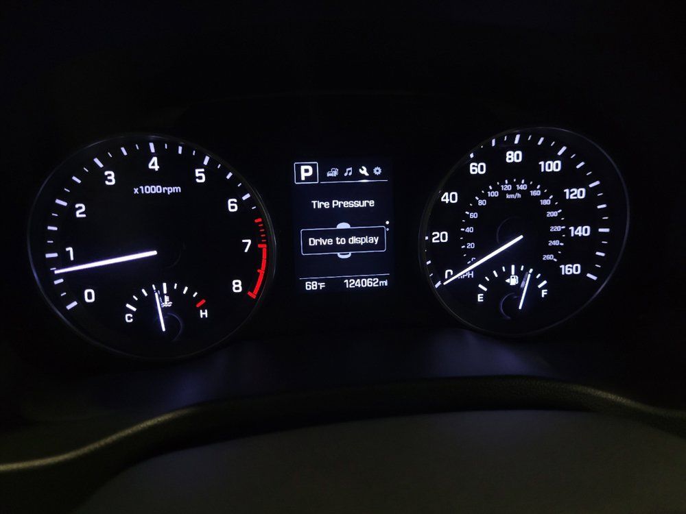Used 2018 Hyundai Elantra SEL FWD image 23