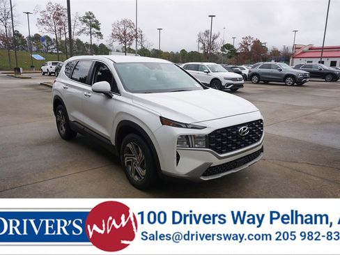 Used 2023 Hyundai Santa Fe SE image 1